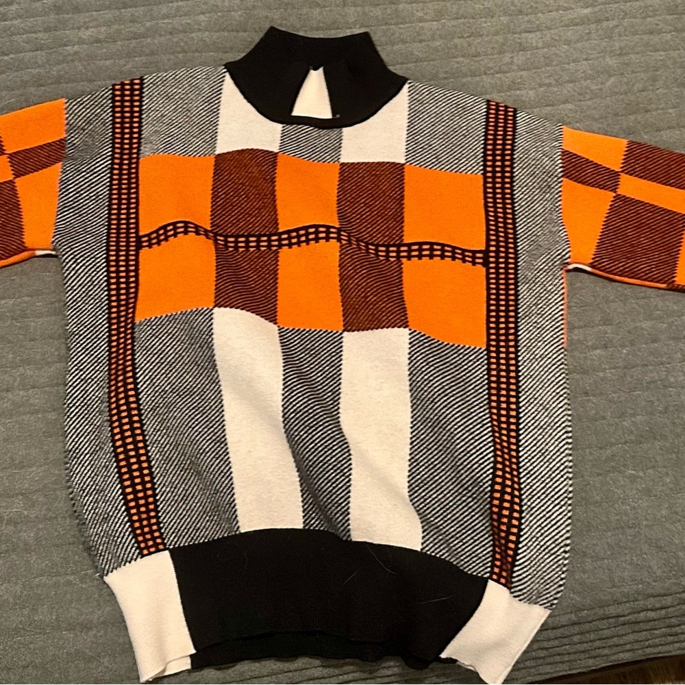 Hermes Vibrant Orange and Black Patterned 100% Cashmere Turtleneck Sweater
